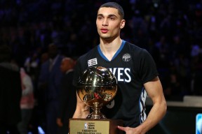南宫-C罗跨界老鹰队比赛，足球之神时刻引爆全场高呼MVP